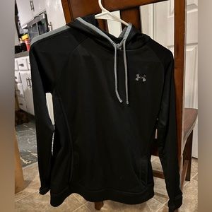 women’s small Under Amour hoodie